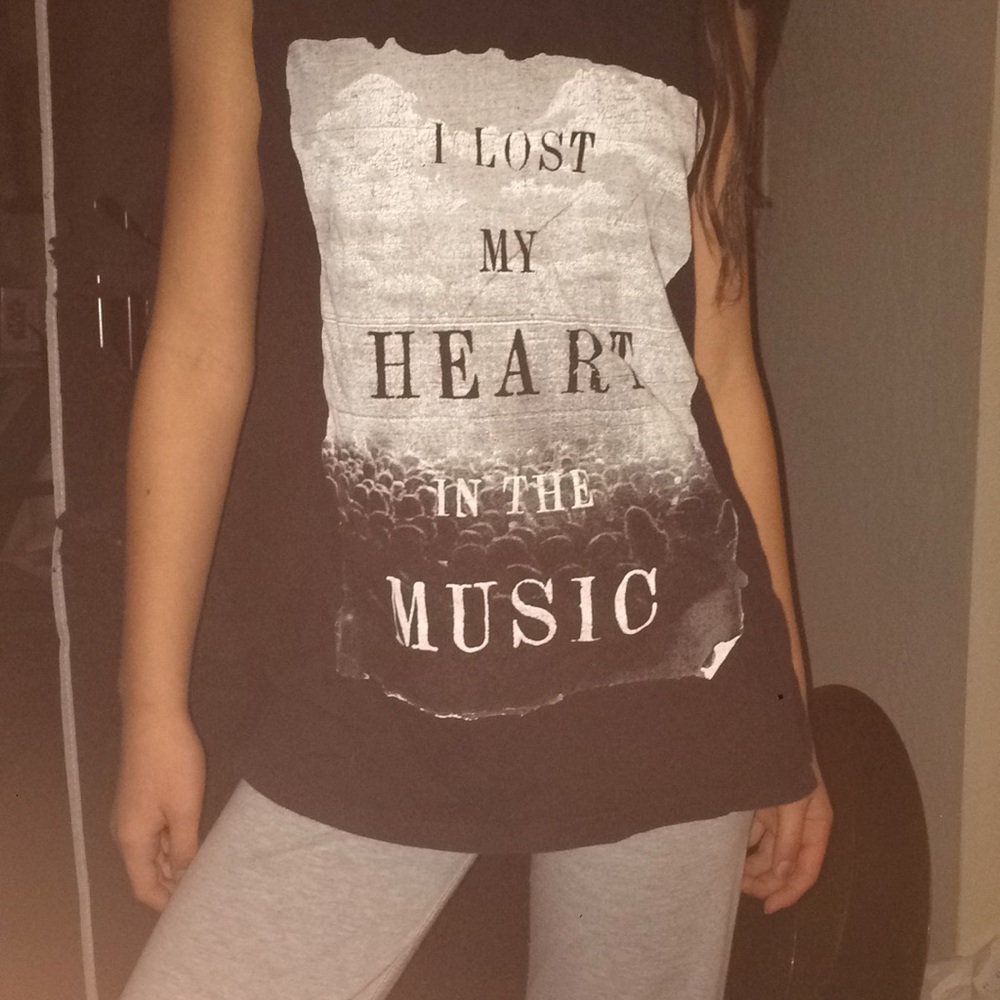 GRAPHIC MUSCLE TEE (L)